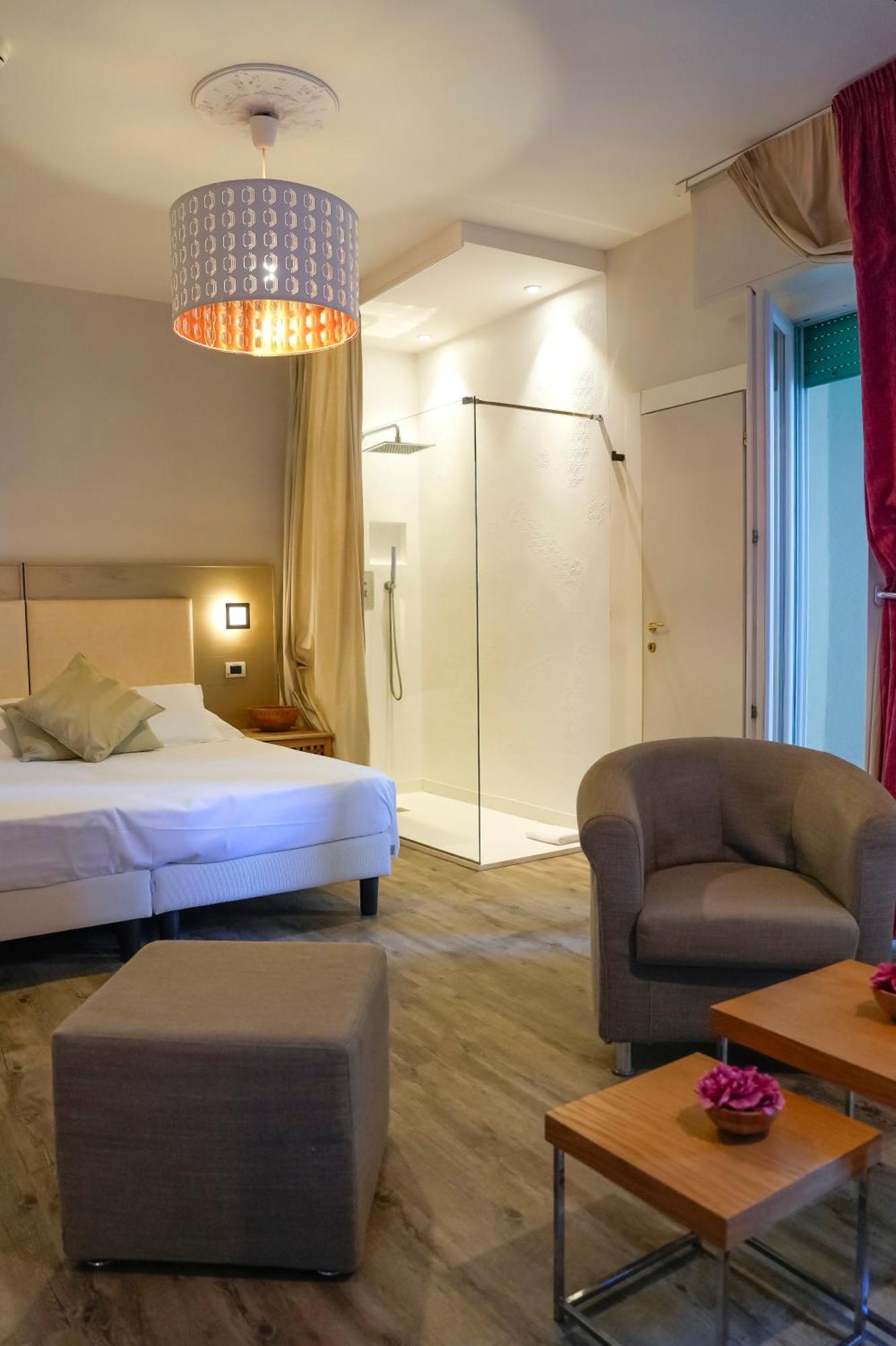 Hotel Thea Gabicce Mare Dış mekan fotoğraf