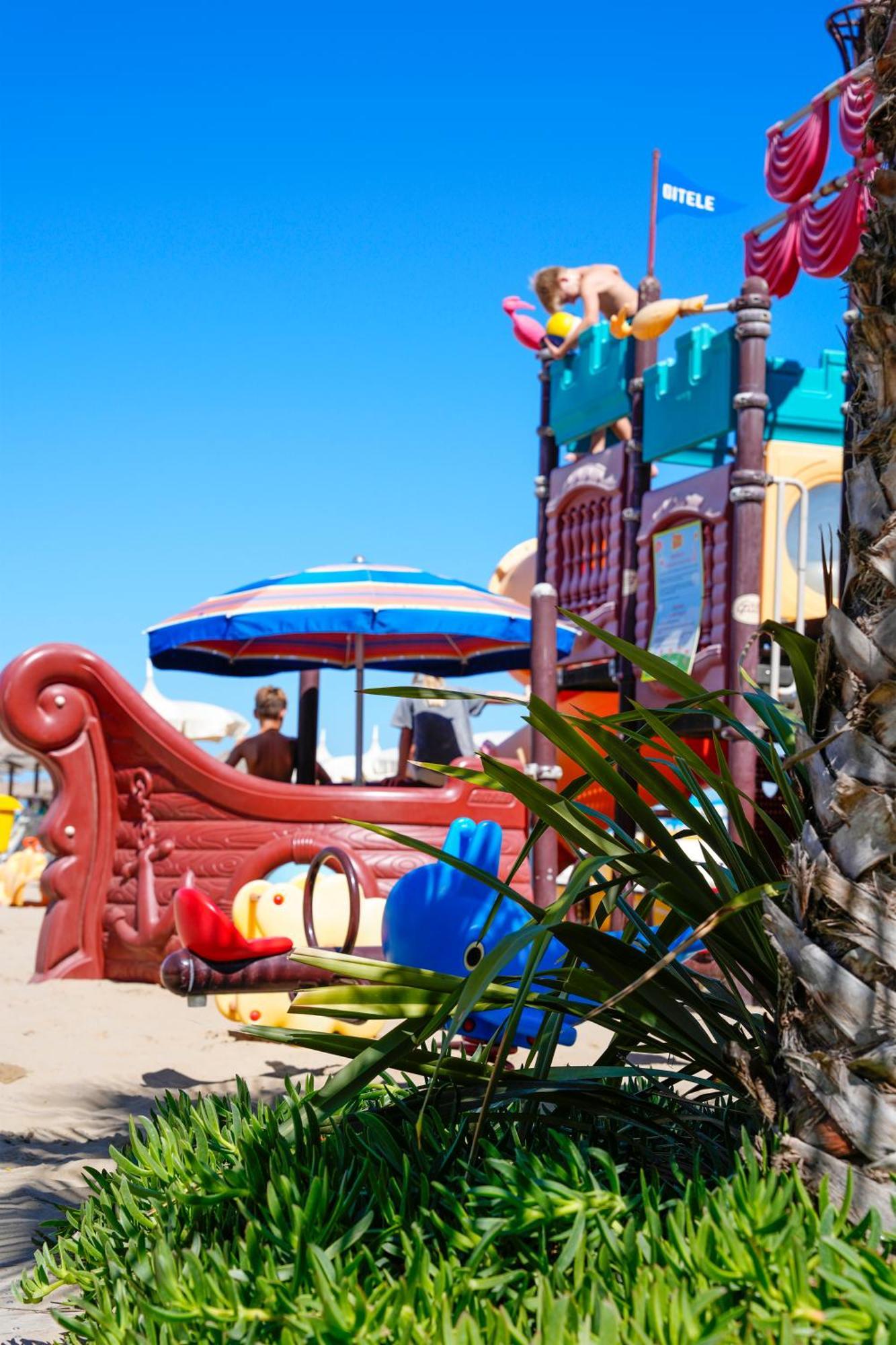 Hotel Thea Gabicce Mare Dış mekan fotoğraf