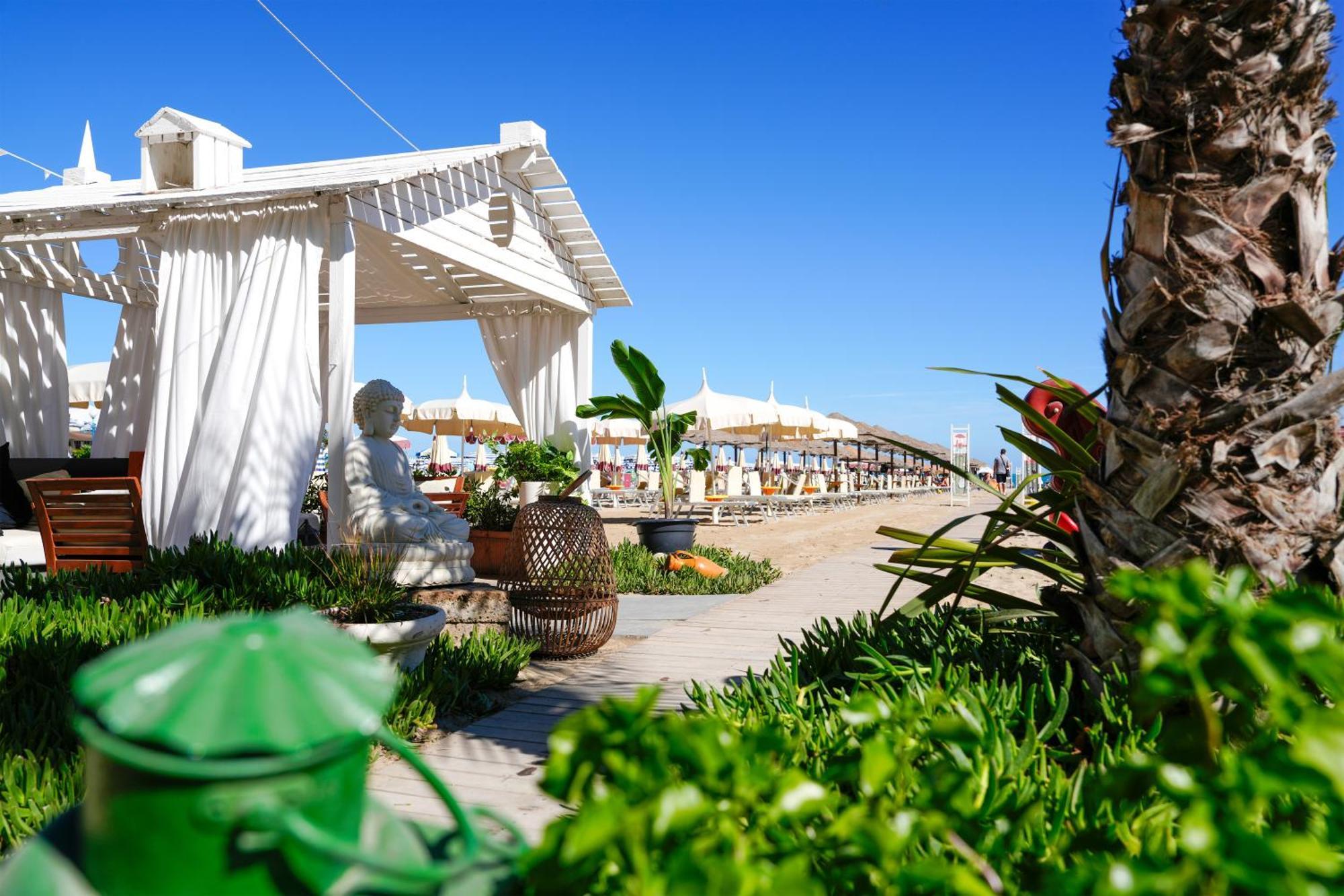 Hotel Thea Gabicce Mare Dış mekan fotoğraf